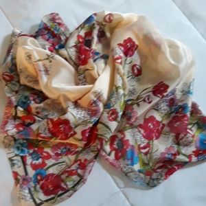 SOLD - Max Studio Scarf